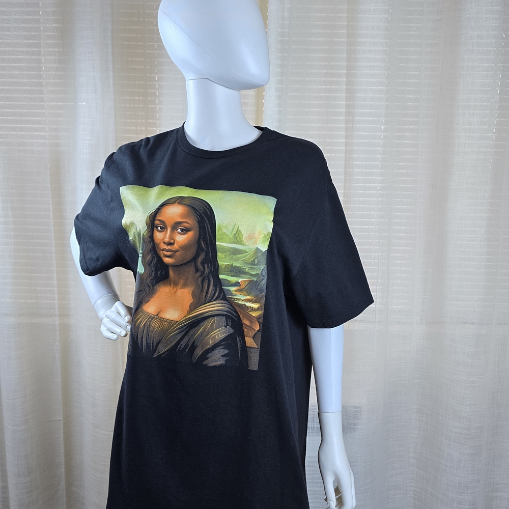 Artistic Black T-Shirt with Mona Lisa Print